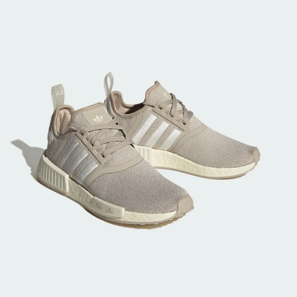 adidas Women's Grand Court 2.0 Tennis Shoe