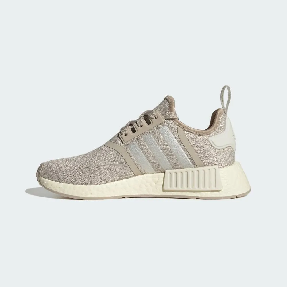 adidas Women's Grand Court 2.0 Tennis Shoe