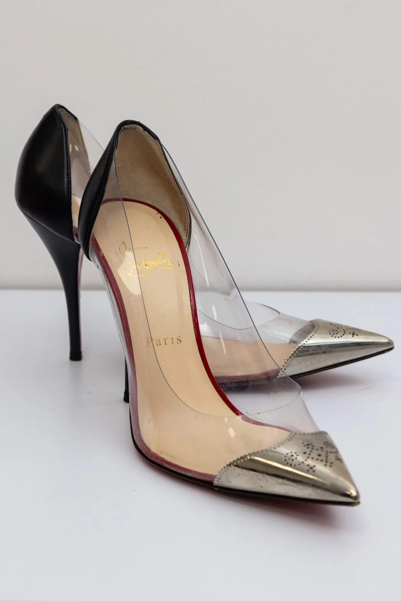 CHRISTIAN LOUBOUTIN Pointed Toe Metal Clear Pumps - Black Silver