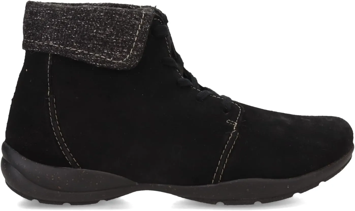Clarks Womens Roseville Lace Suede Booties