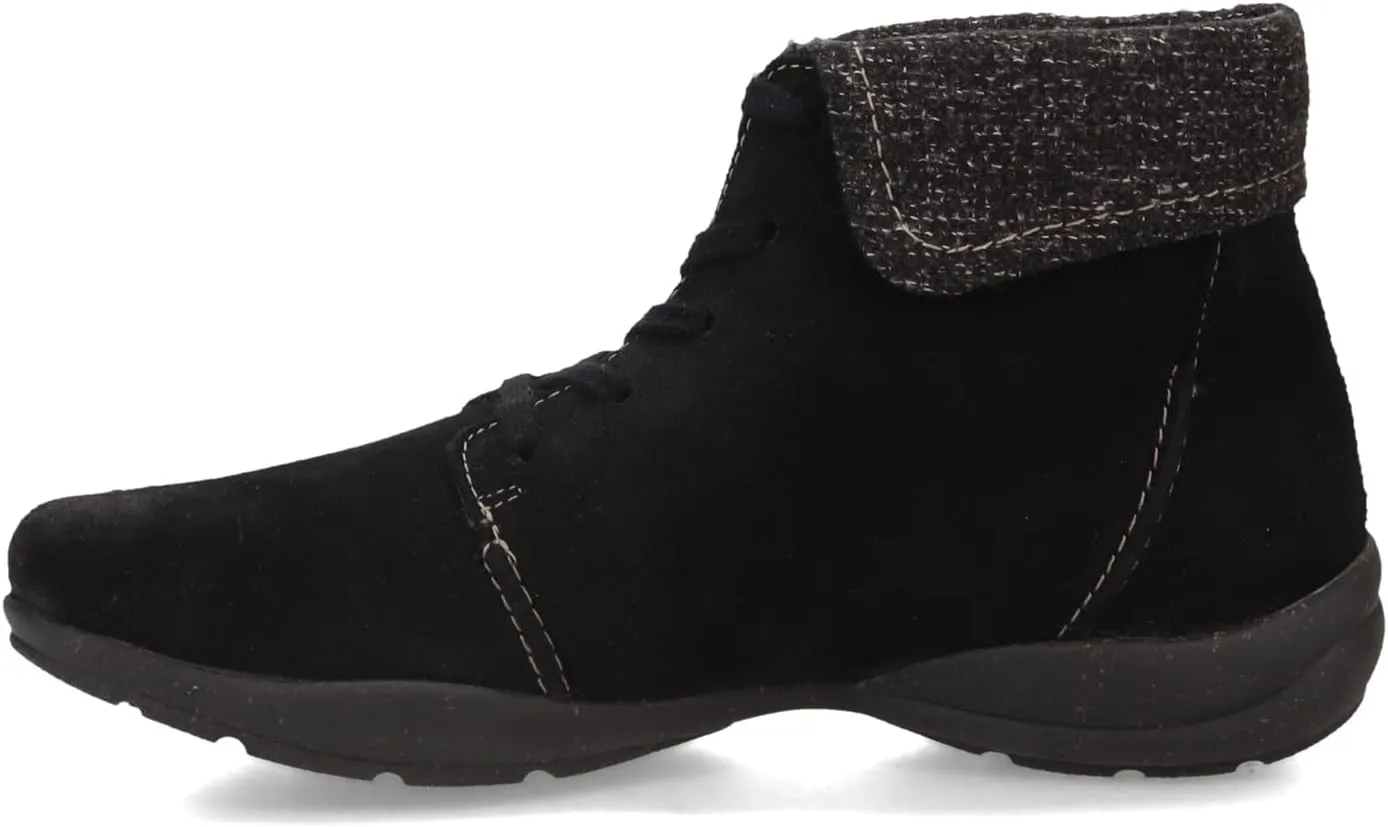 Clarks Womens Roseville Lace Suede Booties