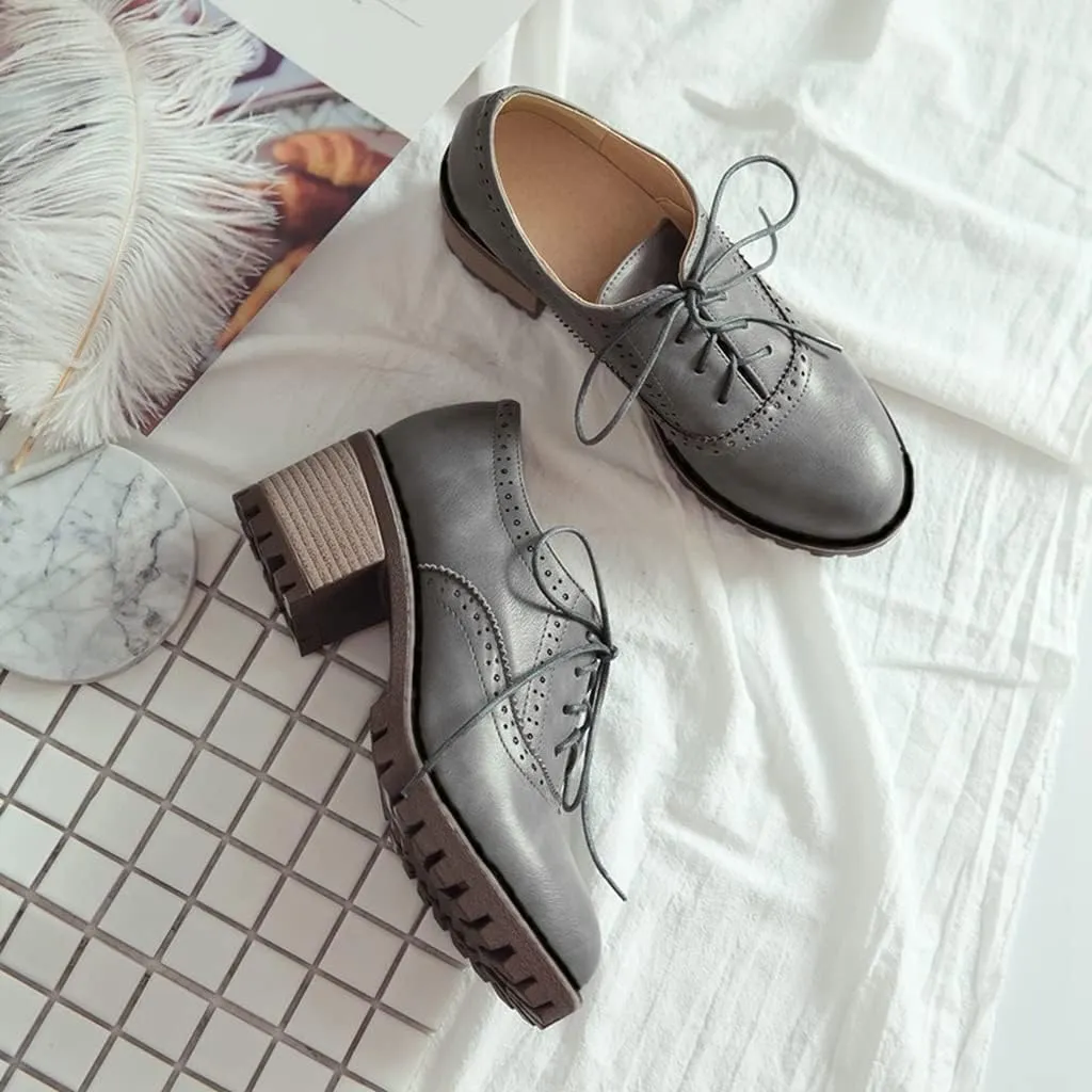 MIOKE Women's Round Toe Lace Up Pump Oxfords Brogues Wingtip Chunky Mid Heel Platform Vintage Dress Shoes