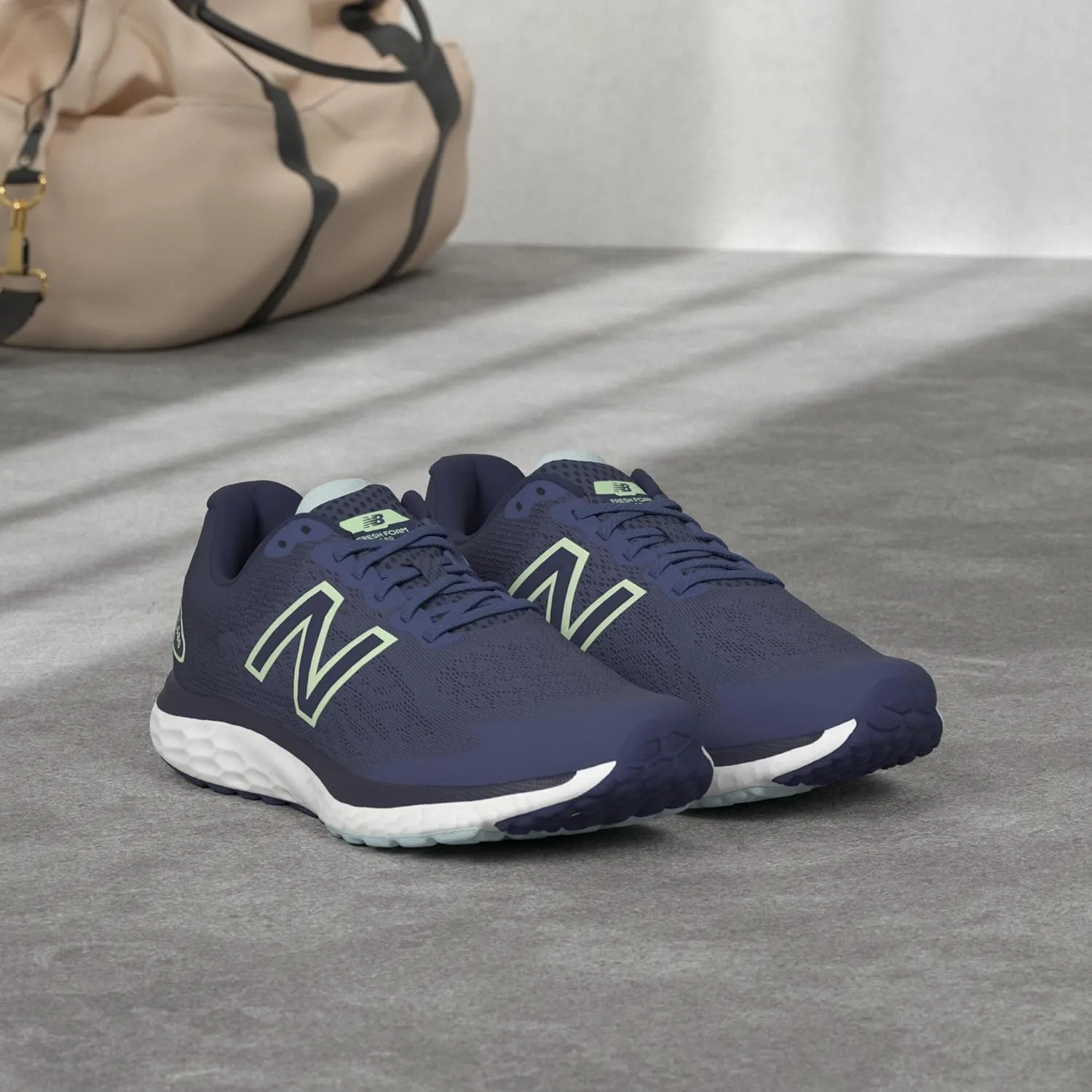 New Balance Women's Fresh Foam 680 V7 Running Shoe
