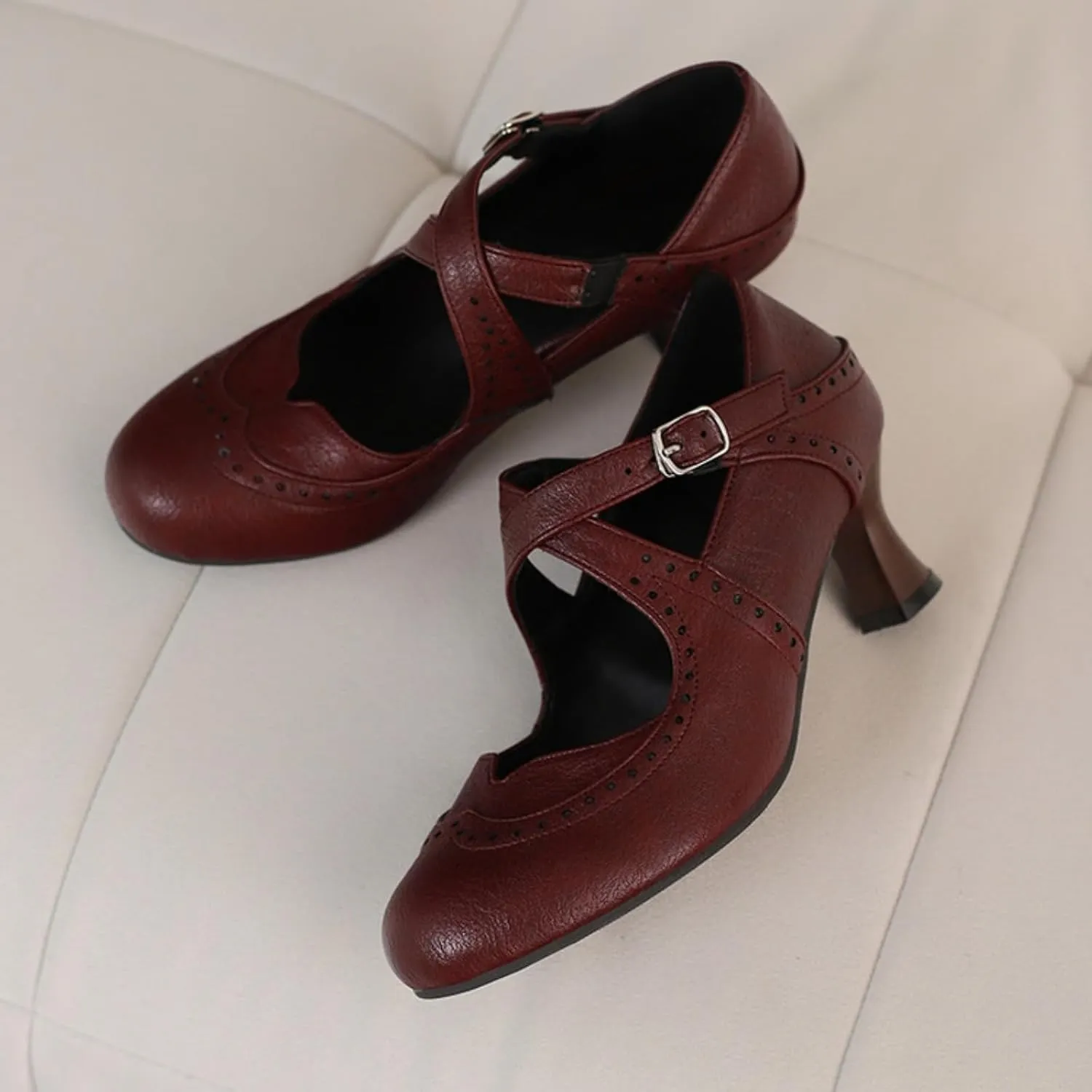 Women's Round Toe Closed Cross Ankle Strap Buckle Mary Jane Pumps Vintage Low Kitten Chunky Heels Wingtip Hollow Out Brogues Oxfords Shoes