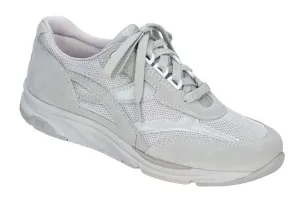 Women's Tour Mesh Lace Up Sneaker